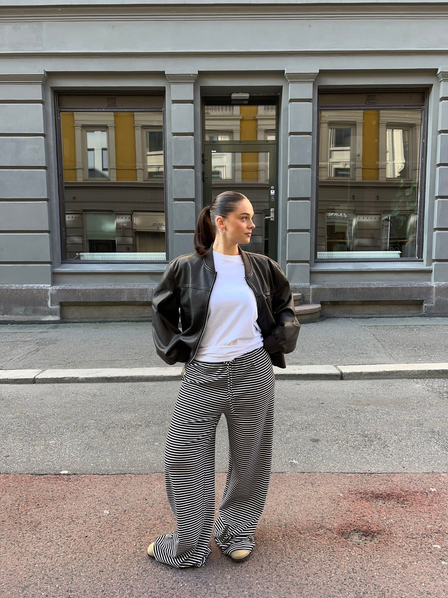 ASTRID | Striped Pants