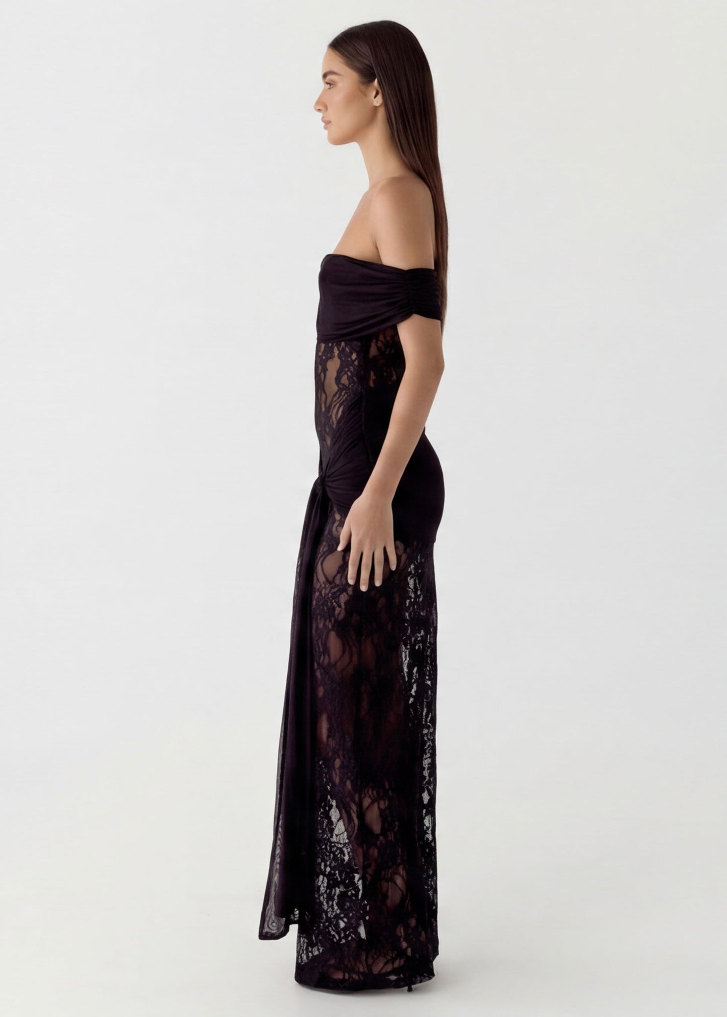 ASTRID | Lace Gown Maxi