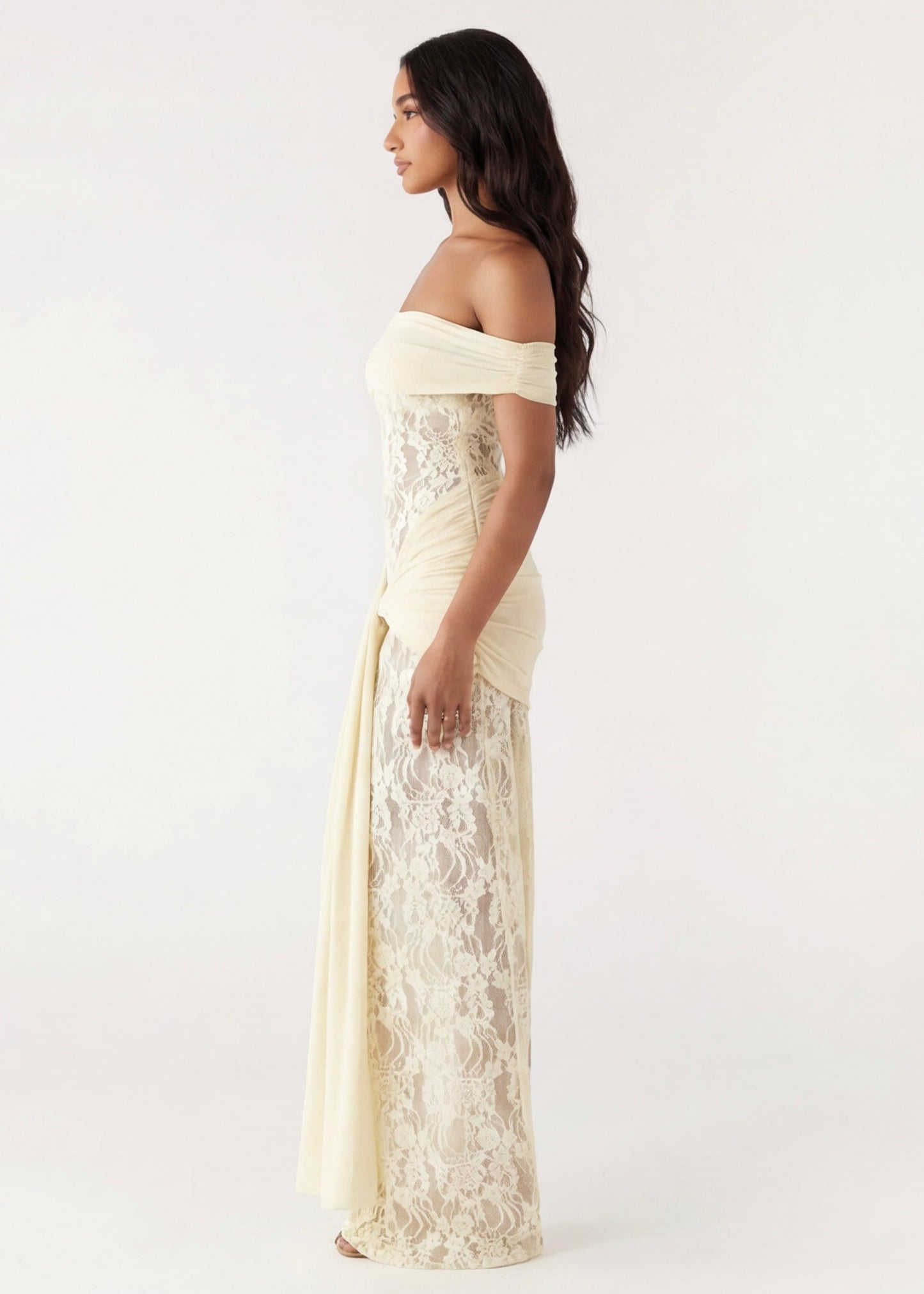 ASTRID | Lace Gown Maxi