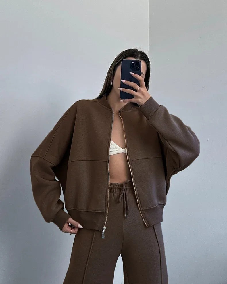 ASTRID | Cozy Oversized Tracksuit