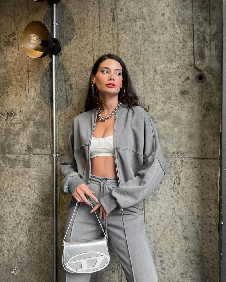 ASTRID | Cozy Oversized Tracksuit