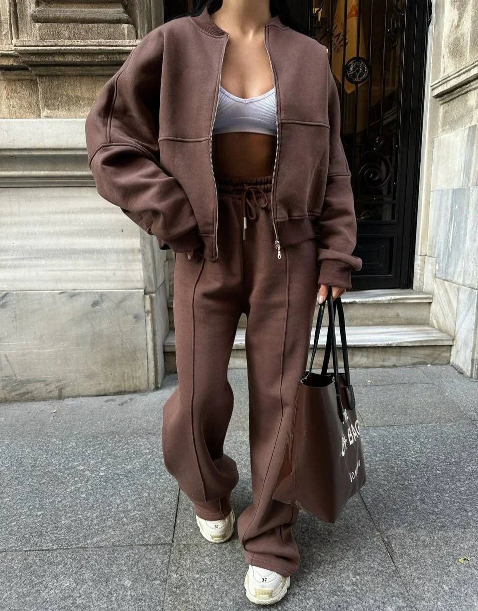 ASTRID | Cozy Oversized Tracksuit