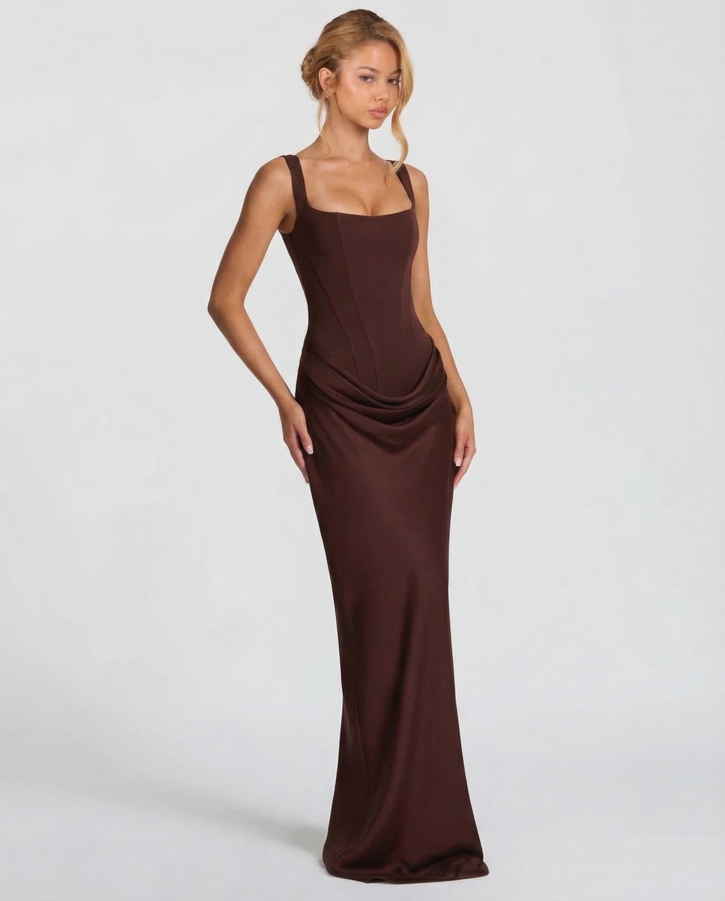 ASTRID | Hourglass Maxi