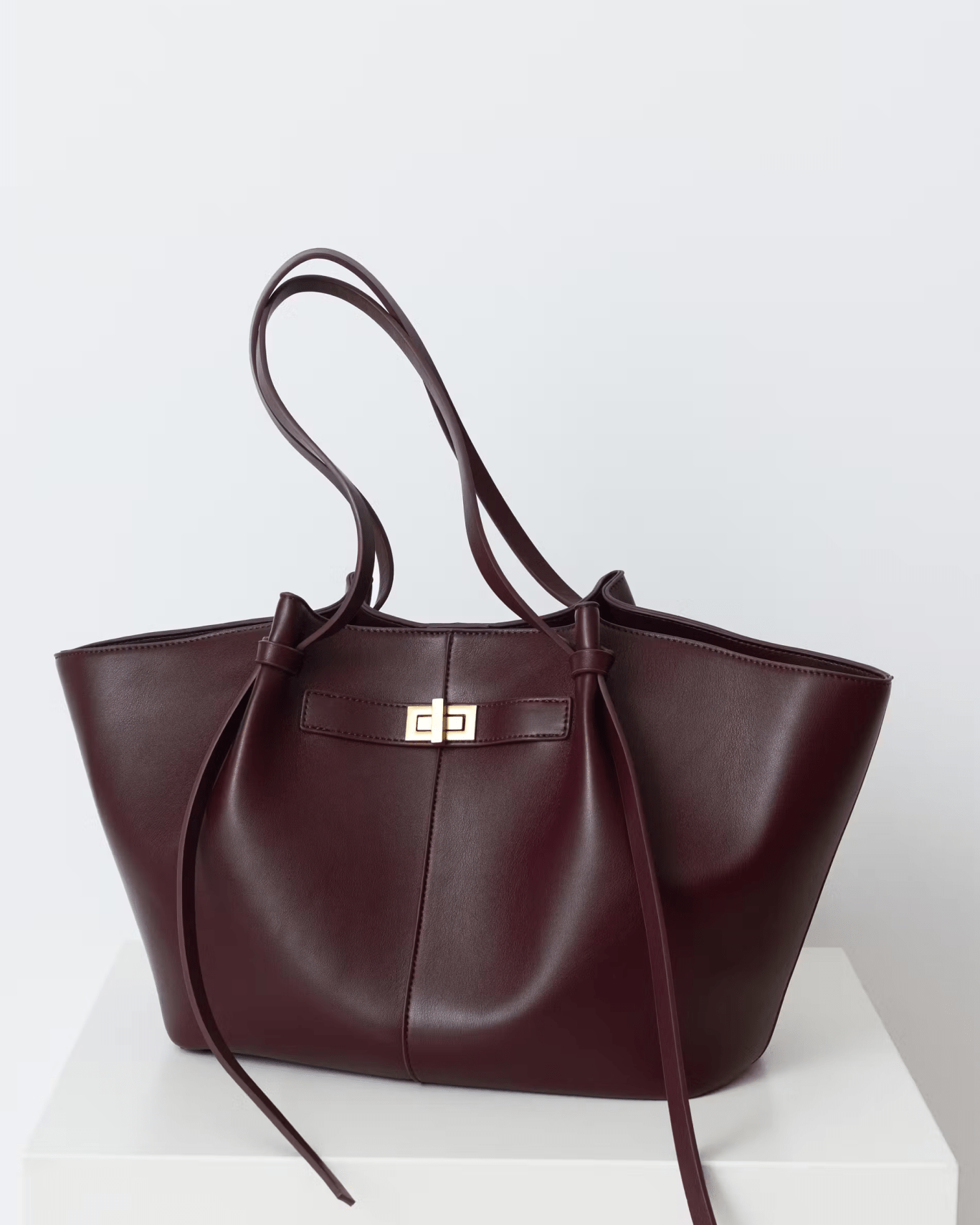 ASTRID | Luxe Curve Shopper